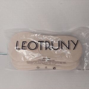 Leotruny 4 new pairs  No Show Socks  size 9-11.